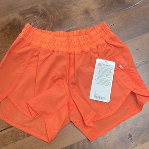 Lululemon Run Track Attack Short NWT Sz 6 Orange